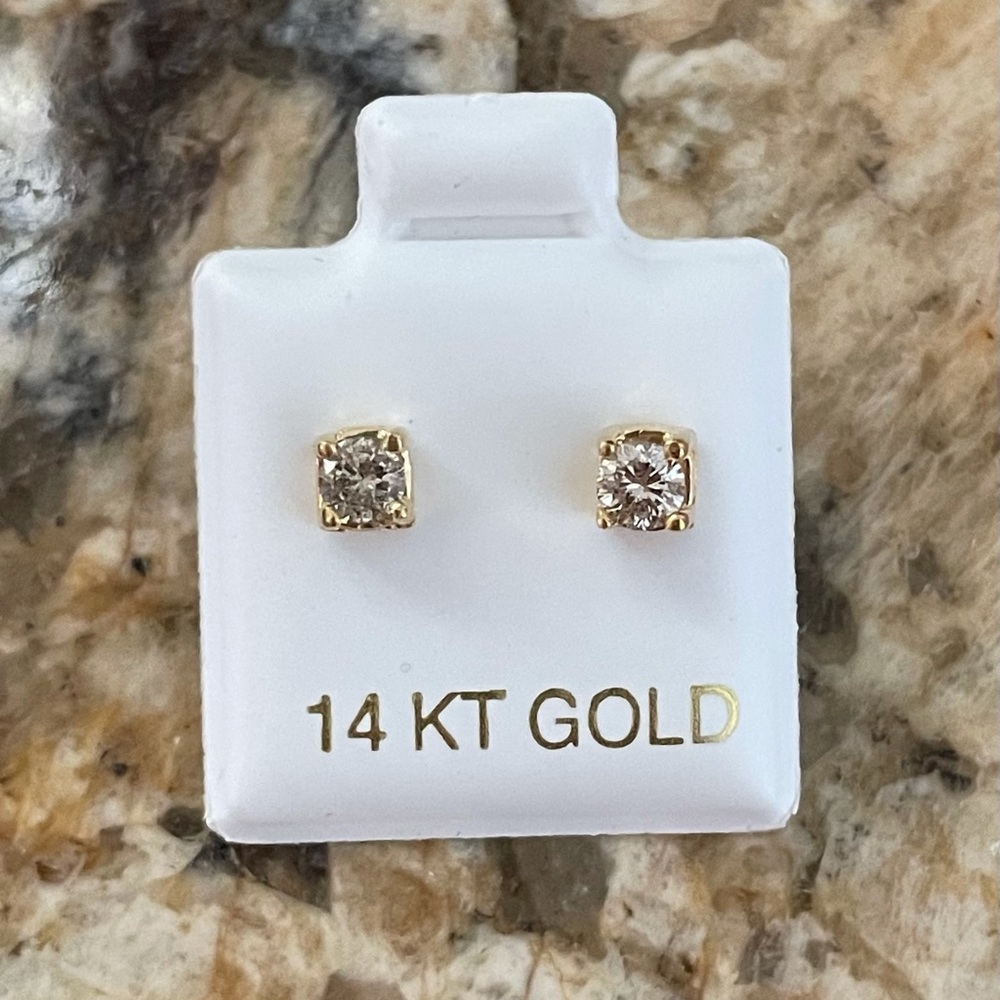 14k Yellow Gold 0.4 Carat Diamond Stud Earrings